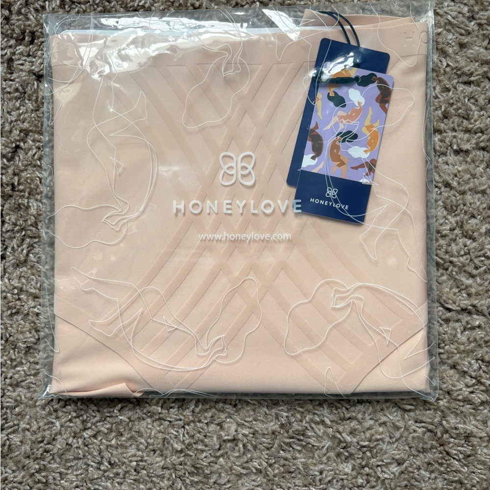 NWT Honeylove Silhouette Brief